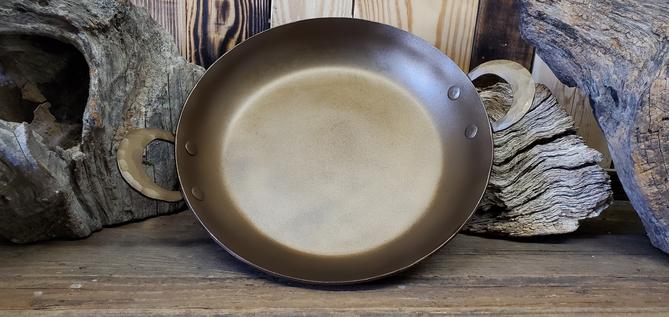 CAST IRON DEEP FRY SKILLET WITH LID 10.5X3 - Dutch Country General Store